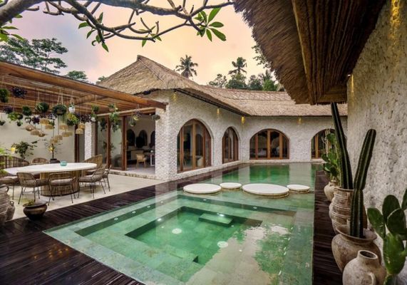 Wonderful 6 Bedroom Villa 1